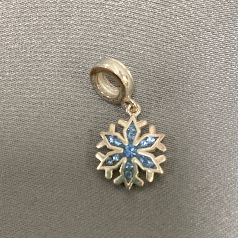 925 Stamped Sterling Silver Snowflake Charm~ Pandora Compatible
